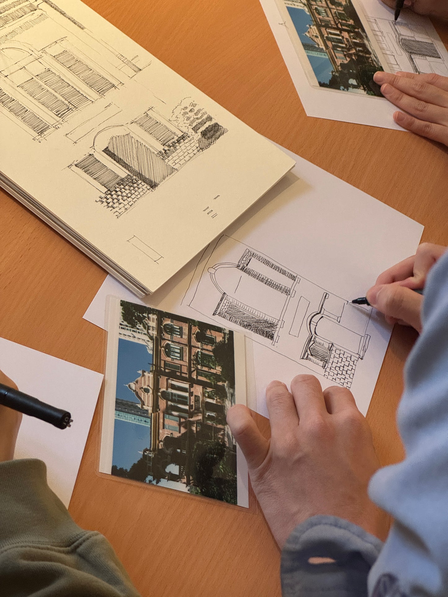 Paper with Pen  x 香港城市速寫工作坊